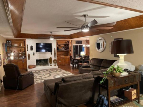 Three Bedroom Very Nice House - Bryant, AR